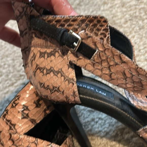 Derek lam - Picture 8 of 10